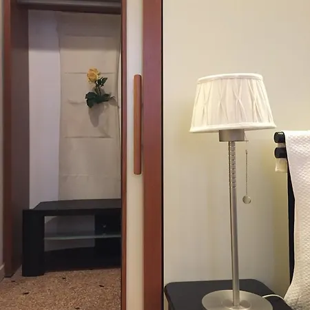 Apartment Buddhist Lion Venice