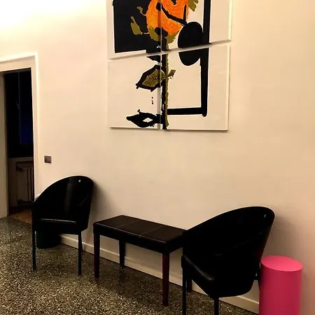Buddhist Lion Apartamento Venecia